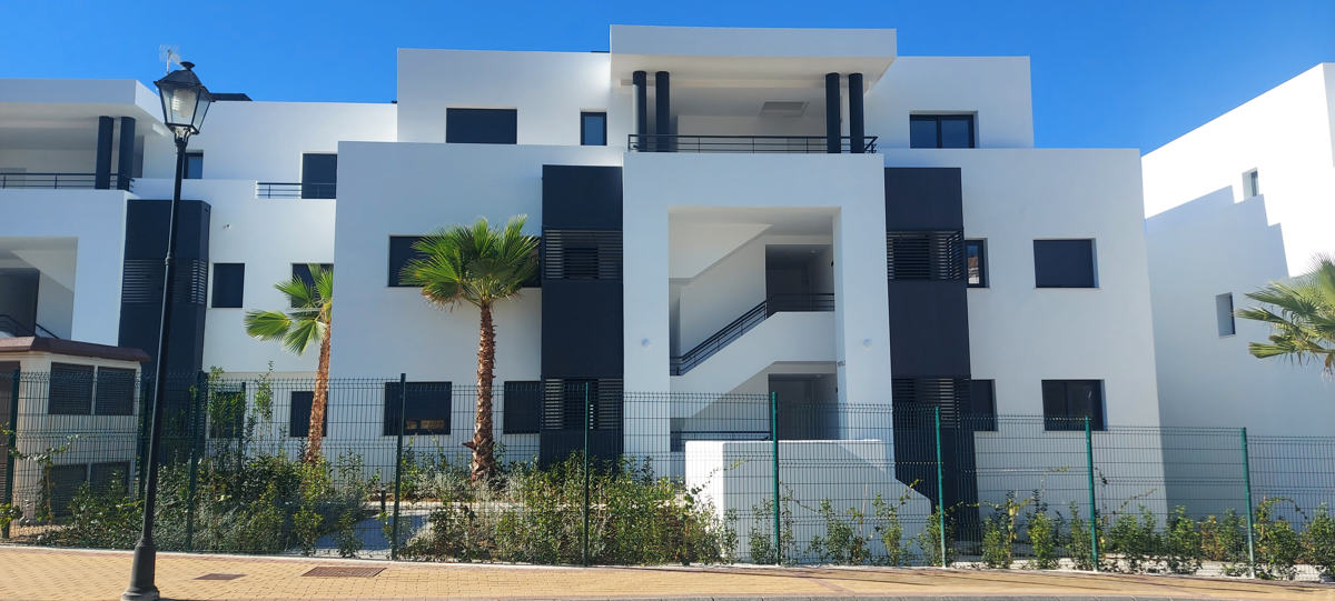 49 Viviendas en Casares — Royal Casares Homes